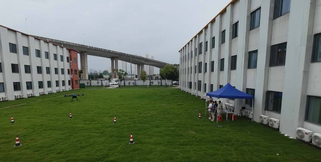 1763012685581077.png 在硚口,我们帮你把无人机飞行梦照进现实